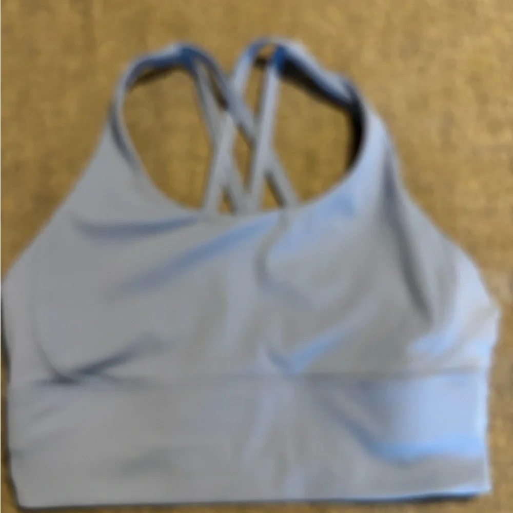 TALA Skinluxe padded sports Bra‎ wCriss-Cross Straps and Moisture-Wicking Fabric